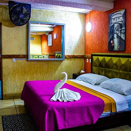 Azul Turquesa Hotel Куернавака Екстериор снимка